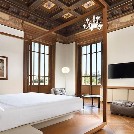 Palazzo Montemartini Rome, A Radisson Collection Hotel Bagian luar foto Deluxe Room