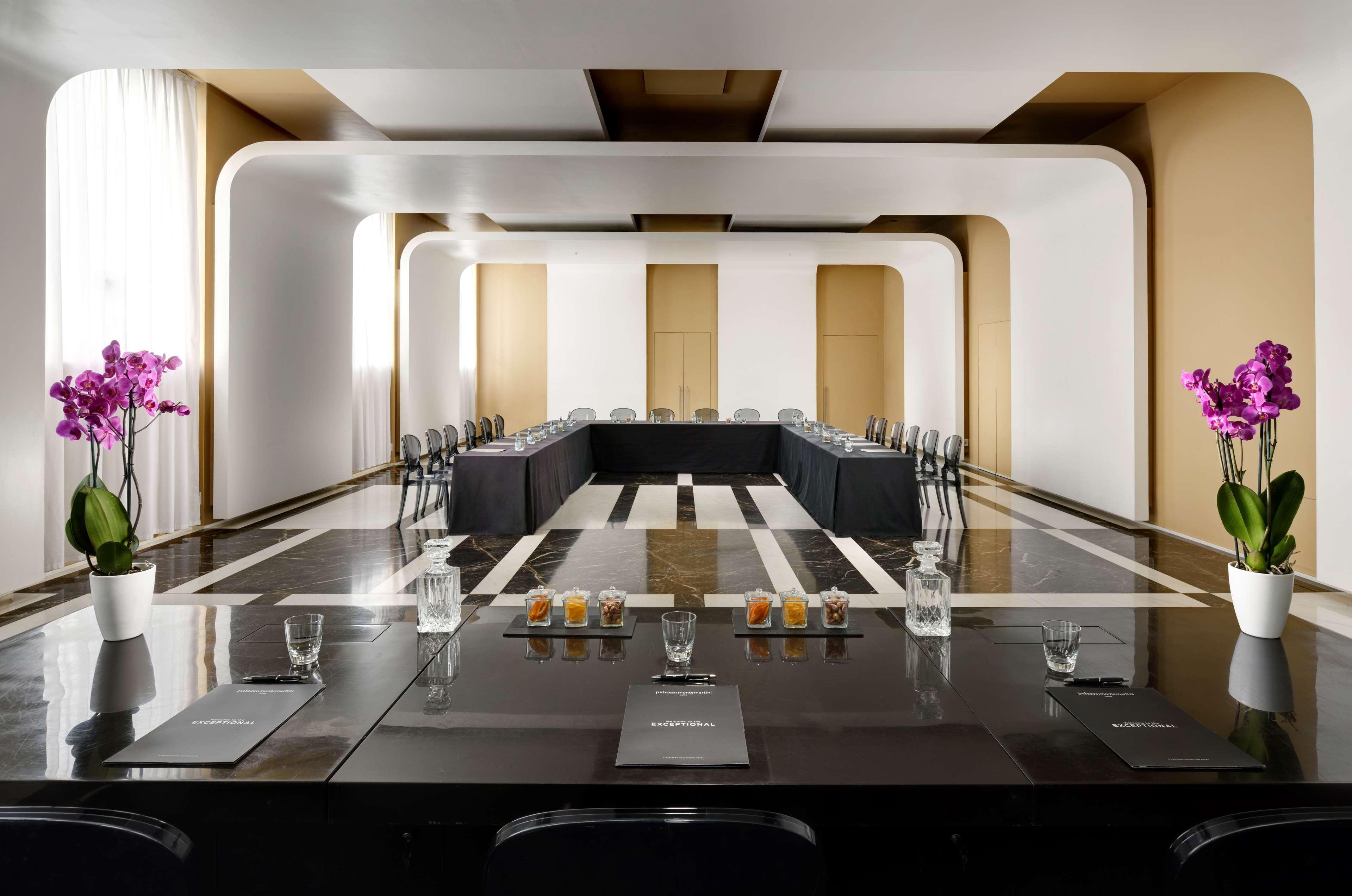 Palazzo Montemartini Rome, A Radisson Collection Hotel Bagian luar foto The boardroom at the Mandarin Oriental, Munich