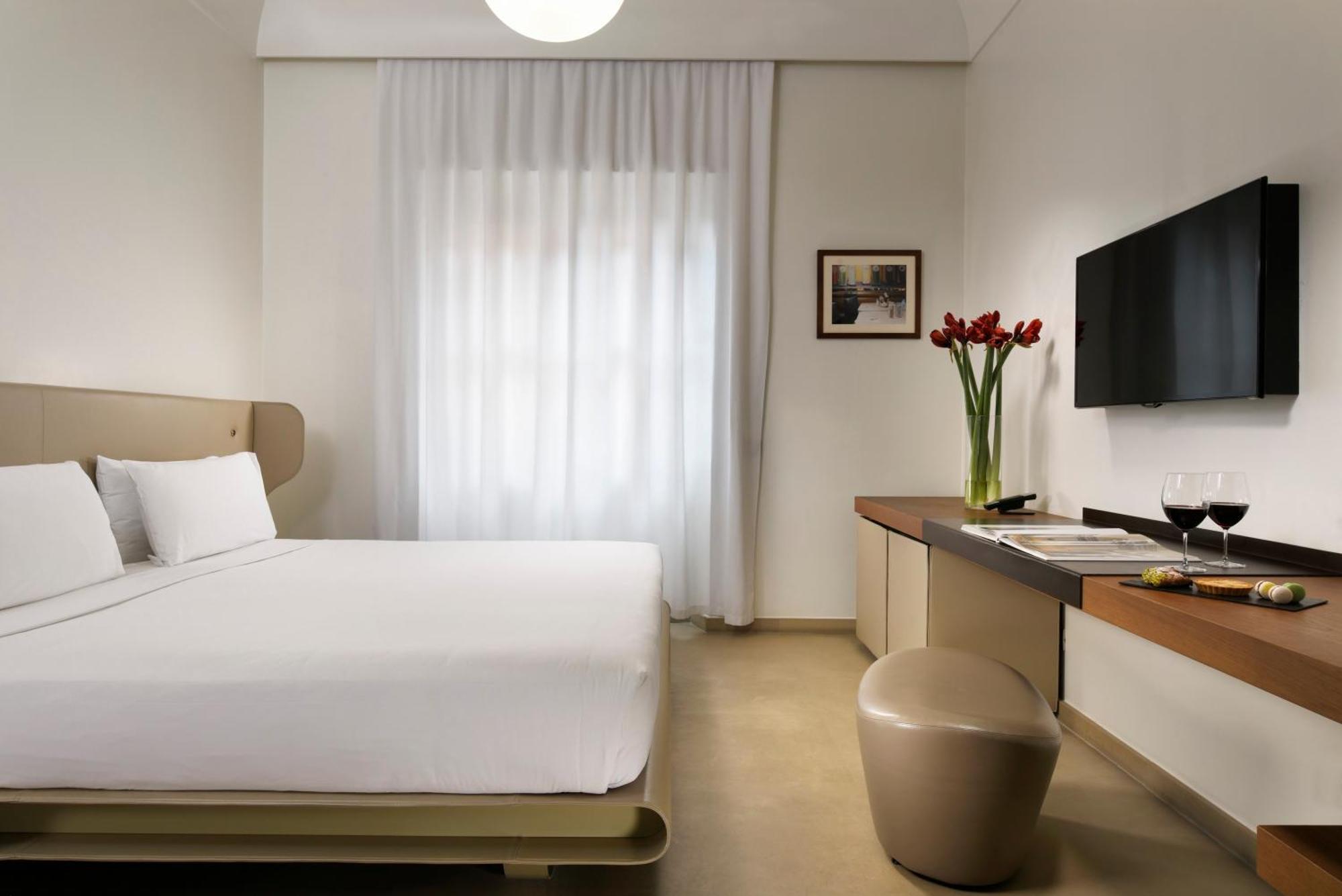 Palazzo Montemartini Rome, A Radisson Collection Hotel Bagian luar foto