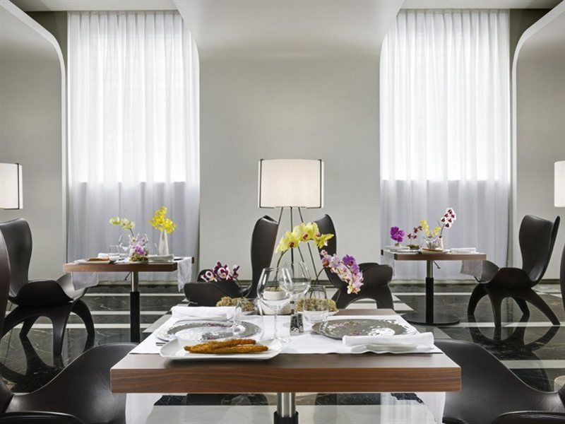 Palazzo Montemartini Rome, A Radisson Collection Hotel Bagian luar foto The dining room