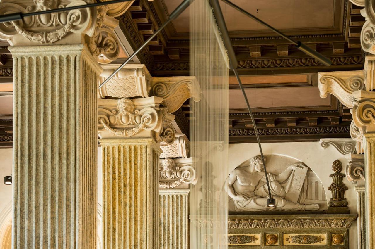 Palazzo Montemartini Rome, A Radisson Collection Hotel Bagian luar foto The interior of the theatre